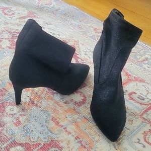 Black sparkly booties
